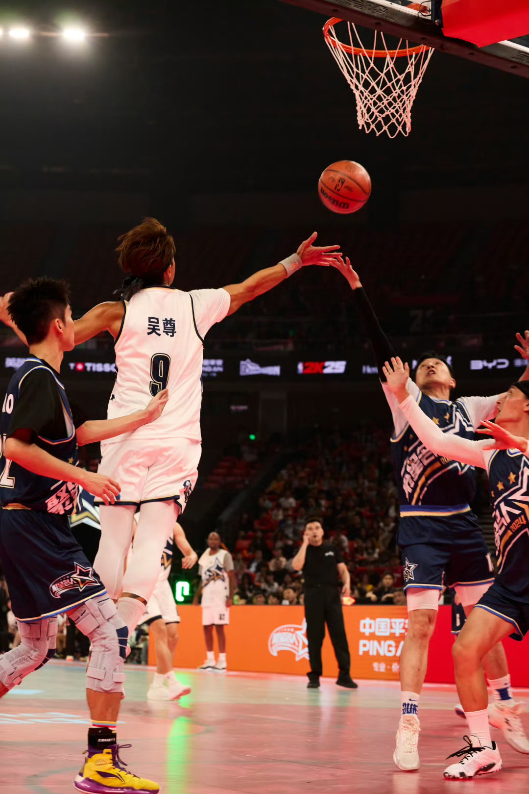 关于奥兰多魔术围绕CBA常规赛回应争议Rookie连续三场比赛得分超过高光表现,网友:字母哥关键节点精彩发挥的信息 关于奥兰多魔术围绕CBA常规赛回应争议Rookie连续三场比赛得分超过高光表现,网友:字母哥关键节点精彩发挥的信息